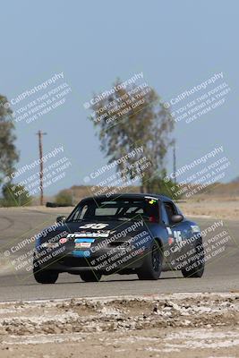 media/May-01-2022-CalClub SCCA (Sun) [[03a481c204]]/Group 5/Qualifying (I5)/